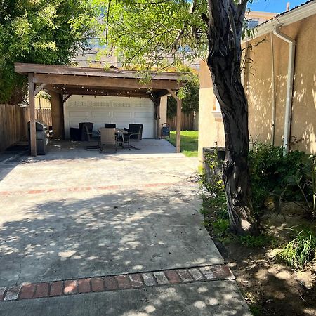 Condominiums Los Angeles Exterior photo