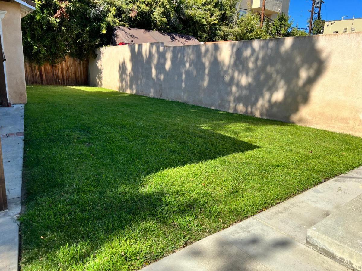 Condominiums Los Angeles Exterior photo