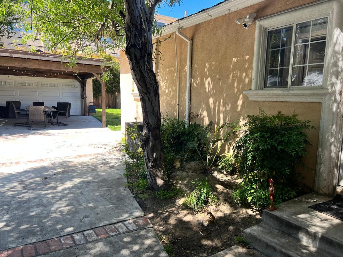 Condominiums Los Angeles Exterior photo